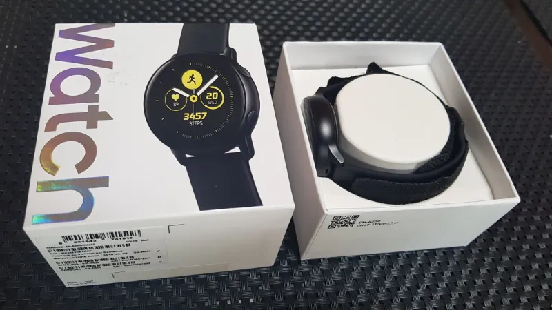 Samsung Galaxy active watch unbox closed